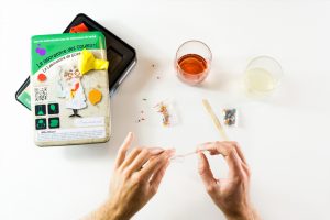 1-blog-oberthur-jeu-jeux-enfant-famille-science-scientifique-experience-kit-vacances-scolaires